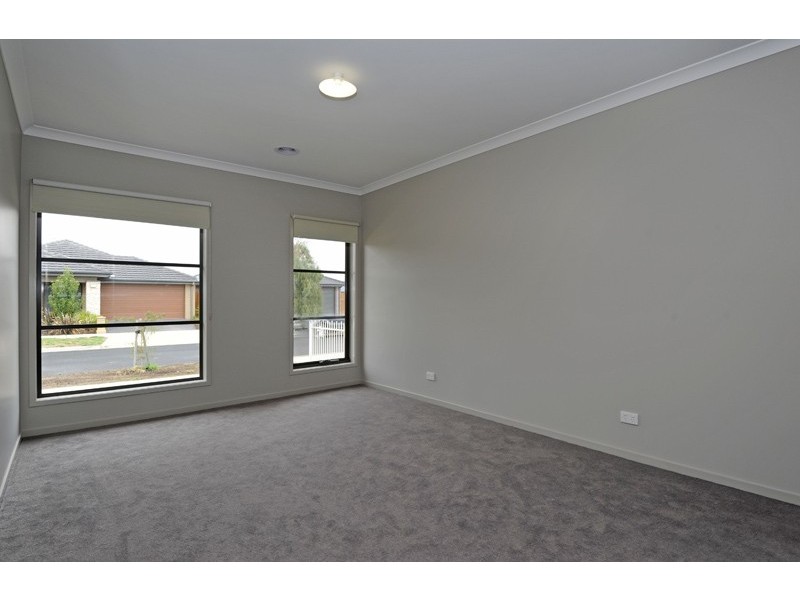 14 Orient Drive, Doreen VIC 3754