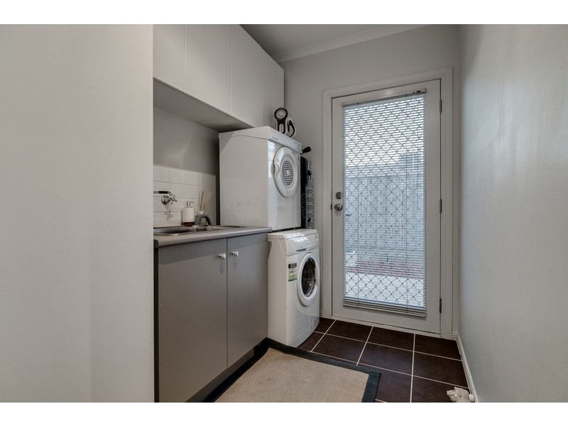 17 Thornholm Road, South Morang VIC 3752