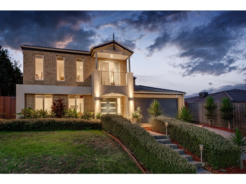 17 Thornholm Road, South Morang VIC 3752