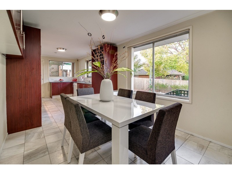 8 Athol Avenue, Bundoora VIC 3083