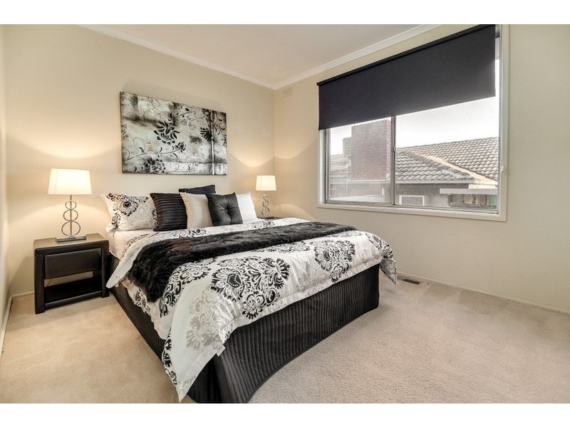 8 Athol Avenue, Bundoora VIC 3083