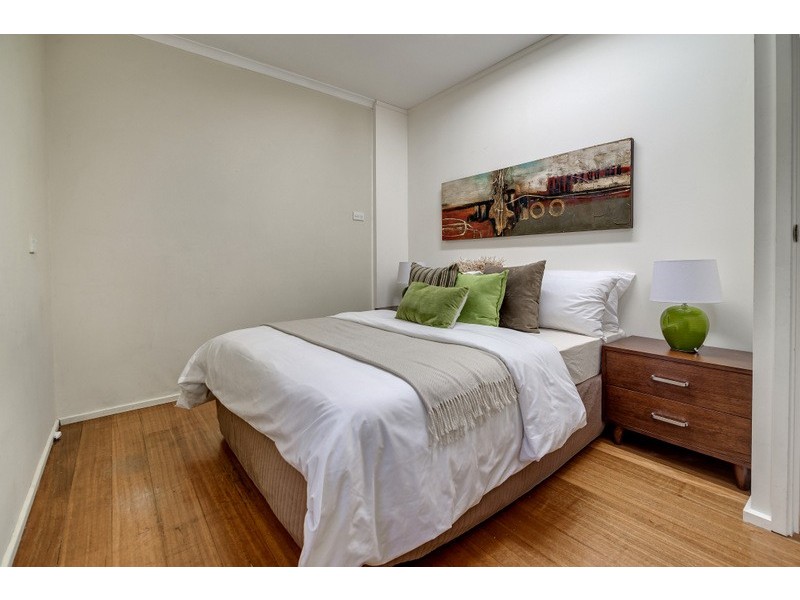 8 Athol Avenue, Bundoora VIC 3083