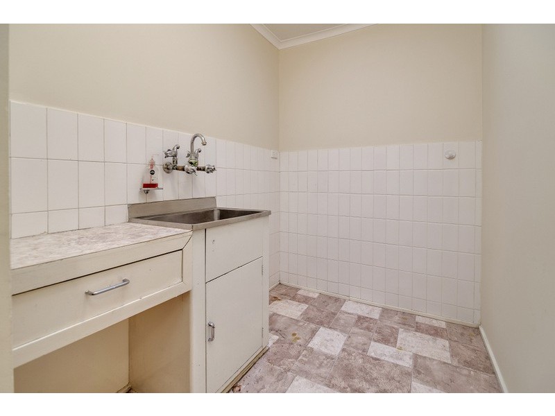 8 Athol Avenue, Bundoora VIC 3083