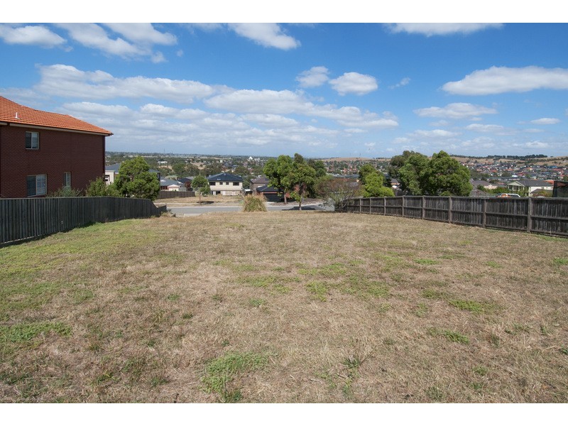 5 Skyline Drive, South Morang VIC 3752