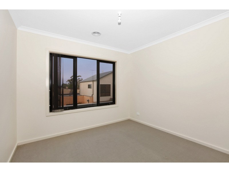 4/7 Old Plenty Road, South Morang VIC 3752