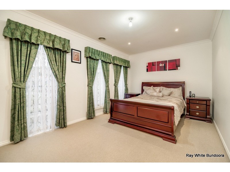 48 Stafford Road, South Morang VIC 3752