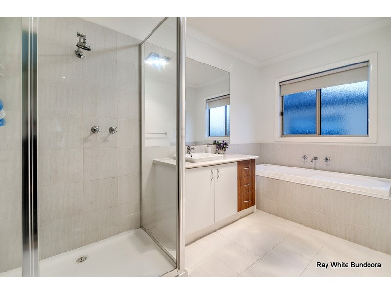 48 Stafford Road, South Morang VIC 3752