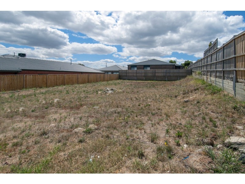 13 Turnstone Street, Doreen VIC 3754