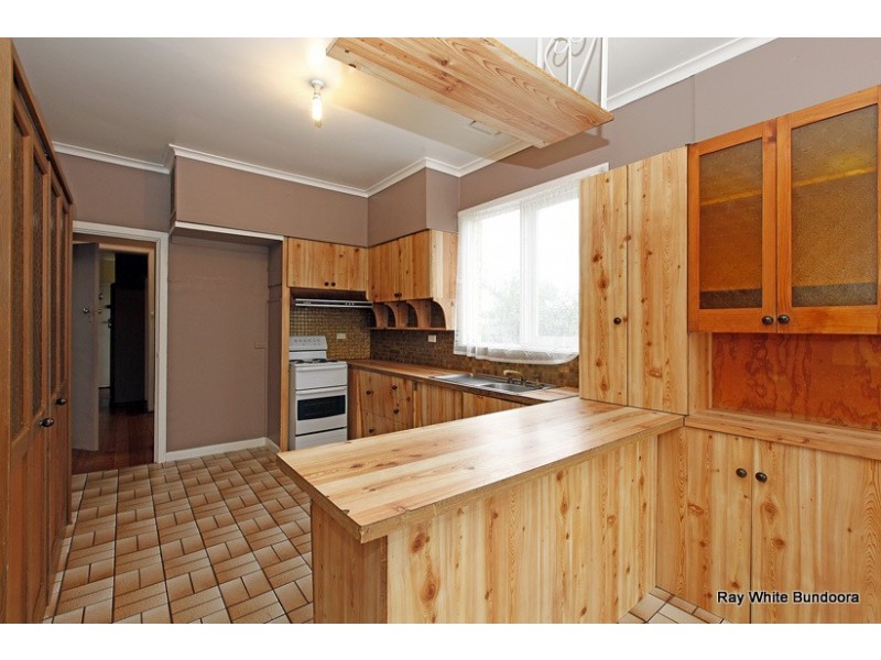 11 Plenty Road, Bundoora VIC 3083