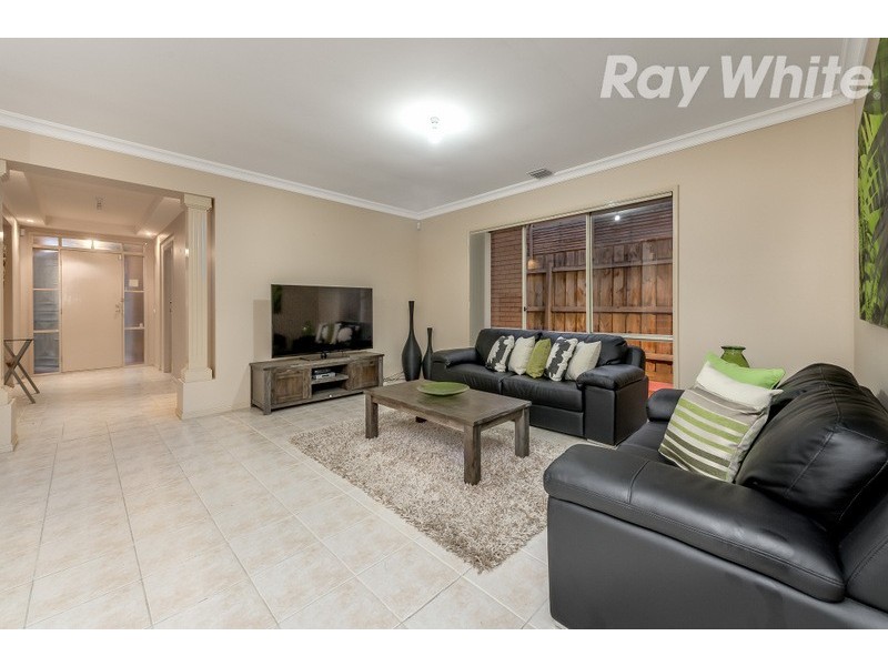 9 Shoalhaven Street, Bundoora VIC 3083