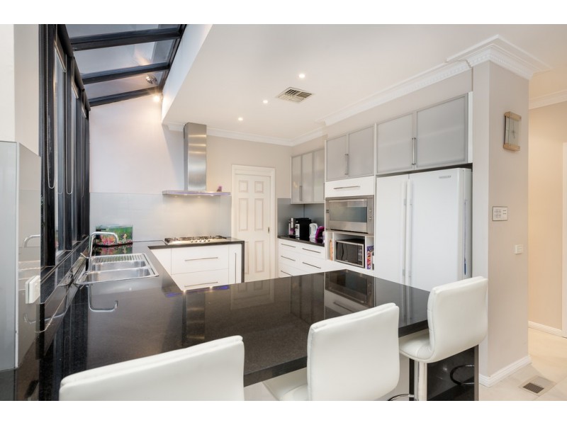 2 Turella Court, Lalor VIC 3075