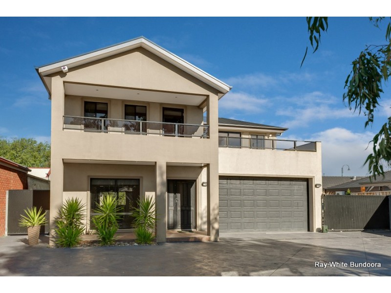13 Flowering Gum Grove, South Morang VIC 3752