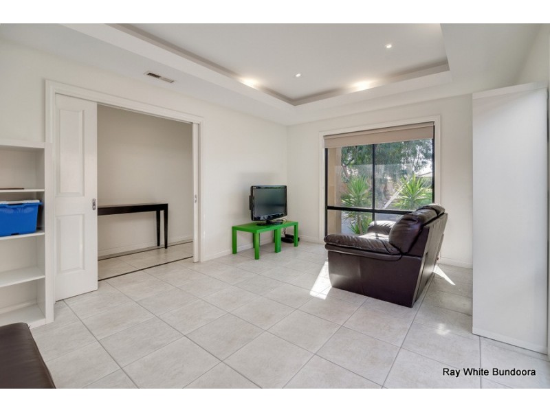 13 Flowering Gum Grove, South Morang VIC 3752