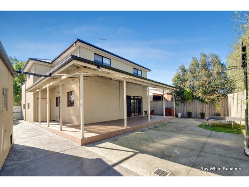 13 Flowering Gum Grove, South Morang VIC 3752