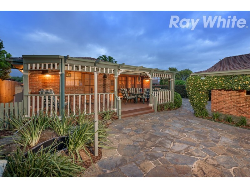 7 Leichardt Court, Mill Park VIC 3082