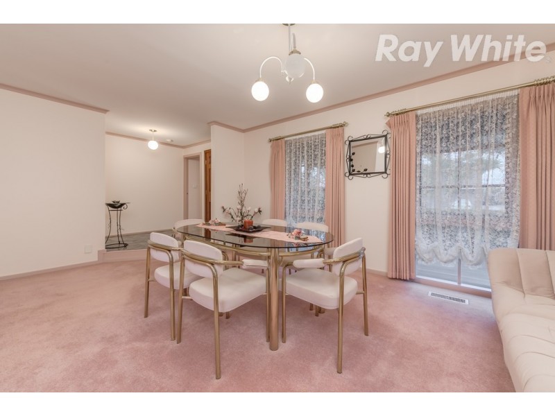 7 Leichardt Court, Mill Park VIC 3082