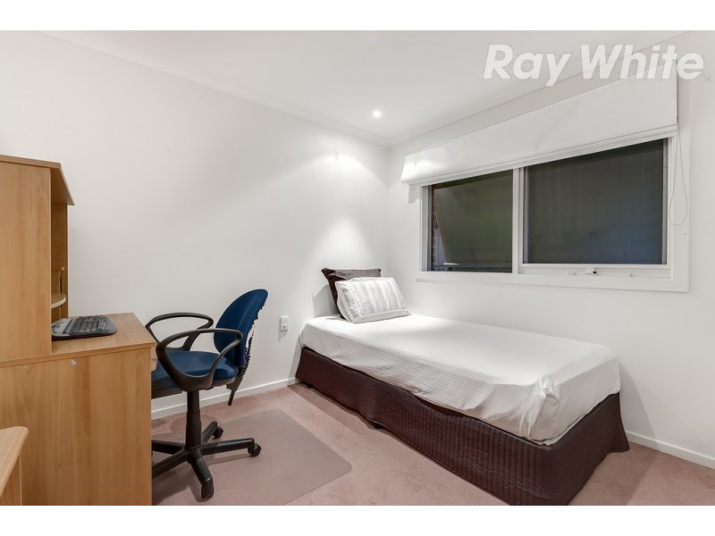 7 Leichardt Court, Mill Park VIC 3082