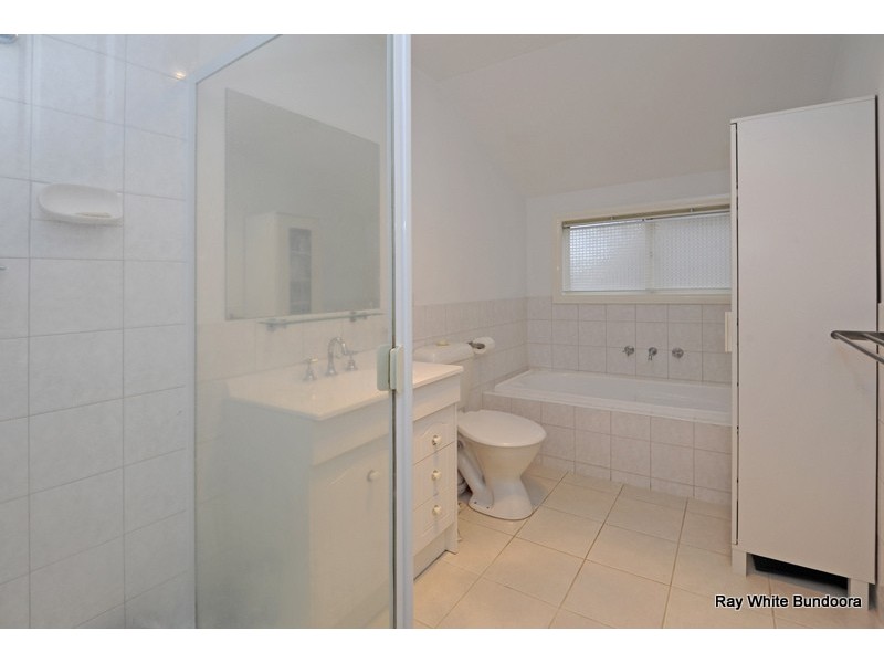 2/25 Taylor Avenue, Reservoir VIC 3073