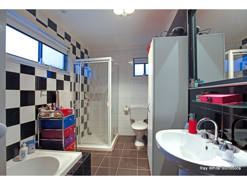 21/2 Shoalhaven Street, Bundoora VIC 3083