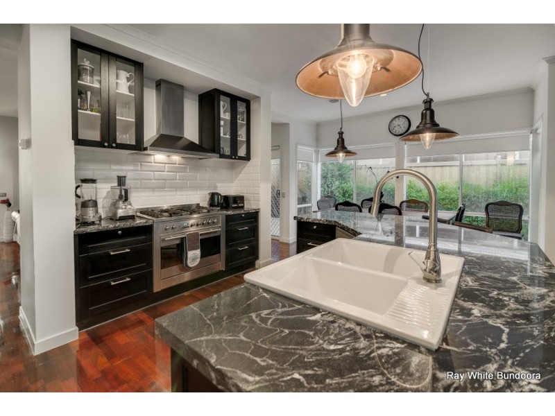 11 Scarlet Drive, Bundoora VIC 3083