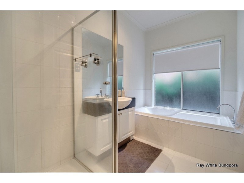 11 Scarlet Drive, Bundoora VIC 3083