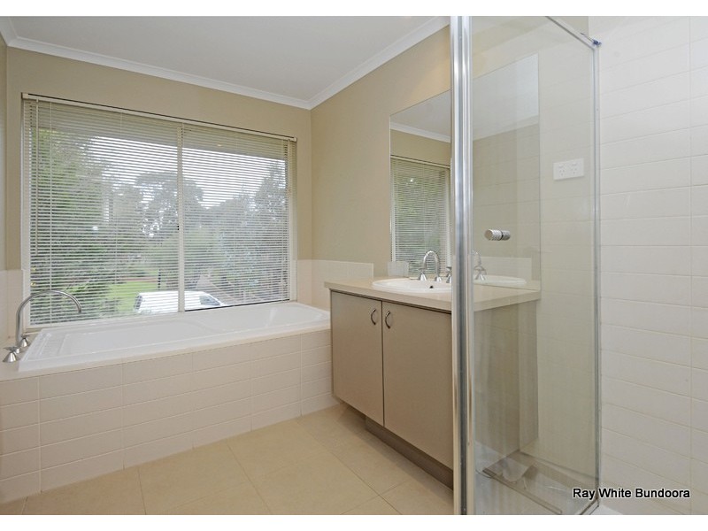 12 Barlow Rise, Bundoora VIC 3083