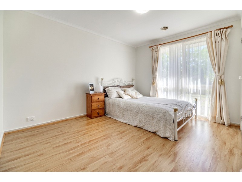 41 Josef Avenue, Bundoora VIC 3083