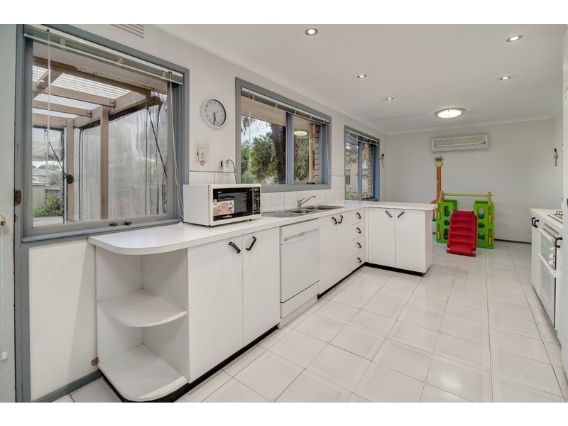 48 Milton Parade, Bundoora VIC 3083