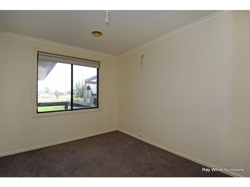 174 Roycroft Avenue, Mill Park VIC 3082
