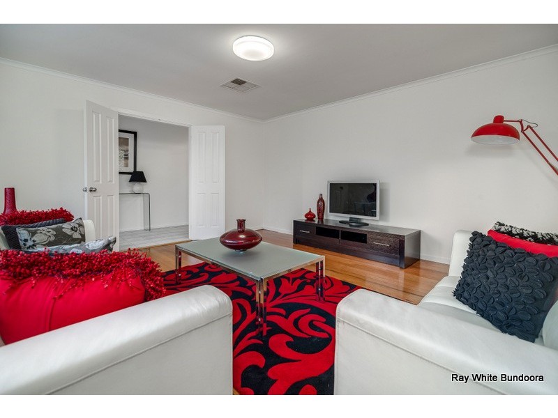 16 Lennox Crescent, Bundoora VIC 3083