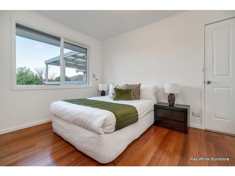 16 Lennox Crescent, Bundoora VIC 3083