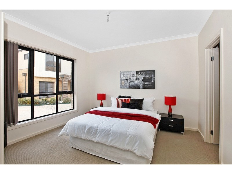 4/7 Old Plenty Road, South Morang VIC 3752