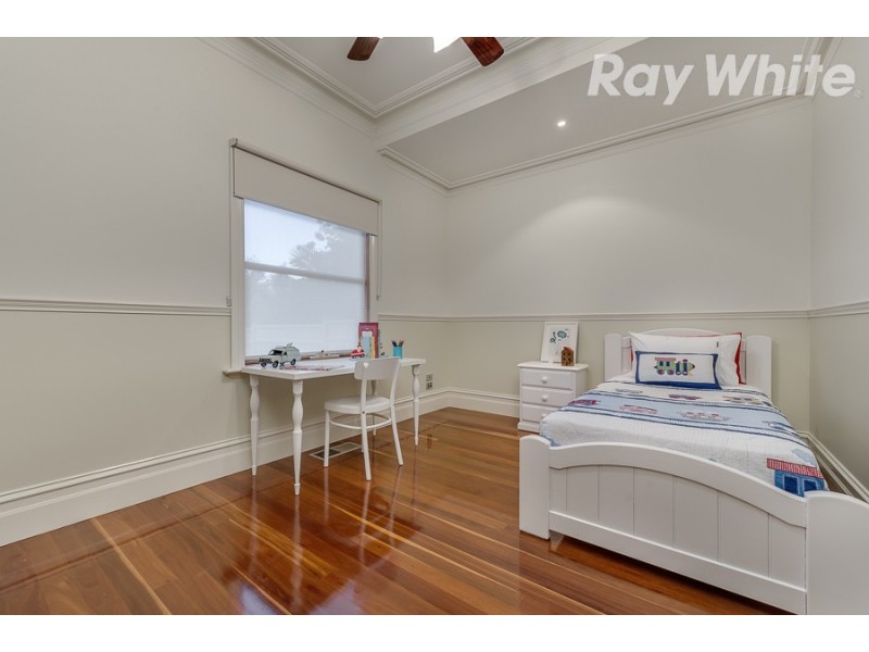 18 Snake Gully Drive, Bundoora VIC 3083