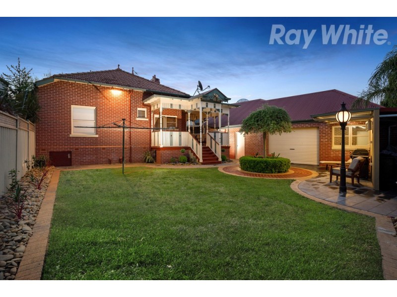 18 Snake Gully Drive, Bundoora VIC 3083