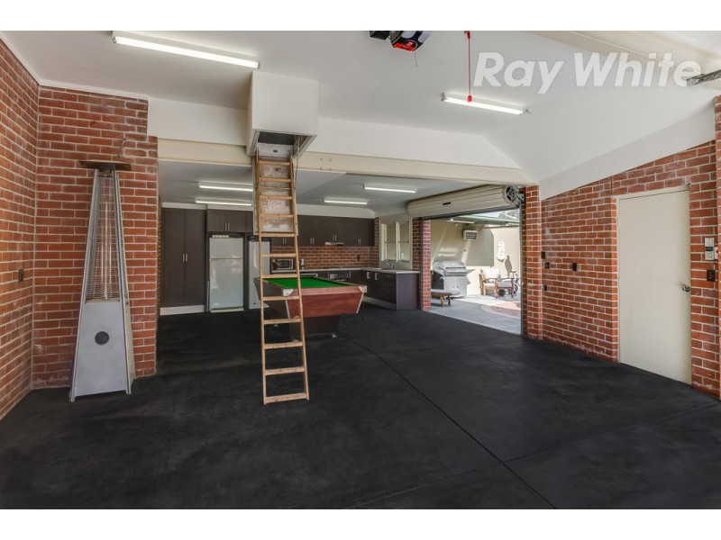 18 Snake Gully Drive, Bundoora VIC 3083