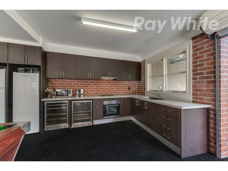 18 Snake Gully Drive, Bundoora VIC 3083