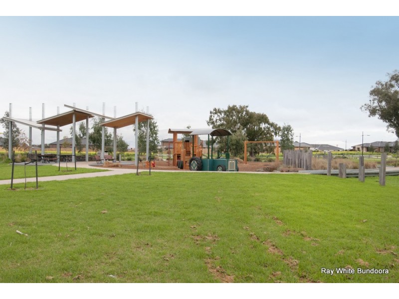 32 Northside Drive, Wollert VIC 3750