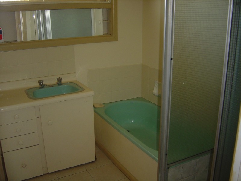 6 Darebin Drive, Thomastown VIC 3074