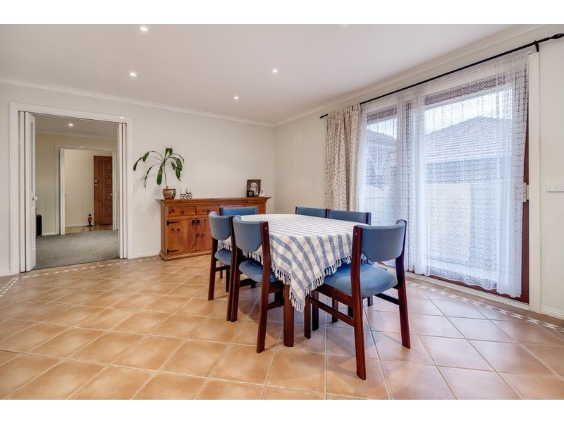 11 Winifred Court, South Morang VIC 3752