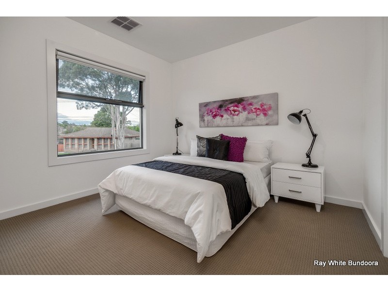 6 Moore Court, Bundoora VIC 3083