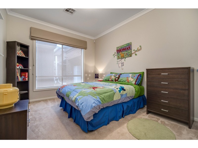 77 Wilton Vale Road, South Morang VIC 3752