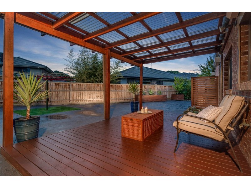 77 Wilton Vale Road, South Morang VIC 3752