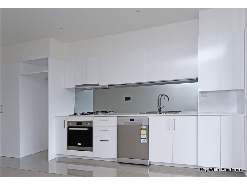 102/3 Collared Close, Bundoora VIC 3083