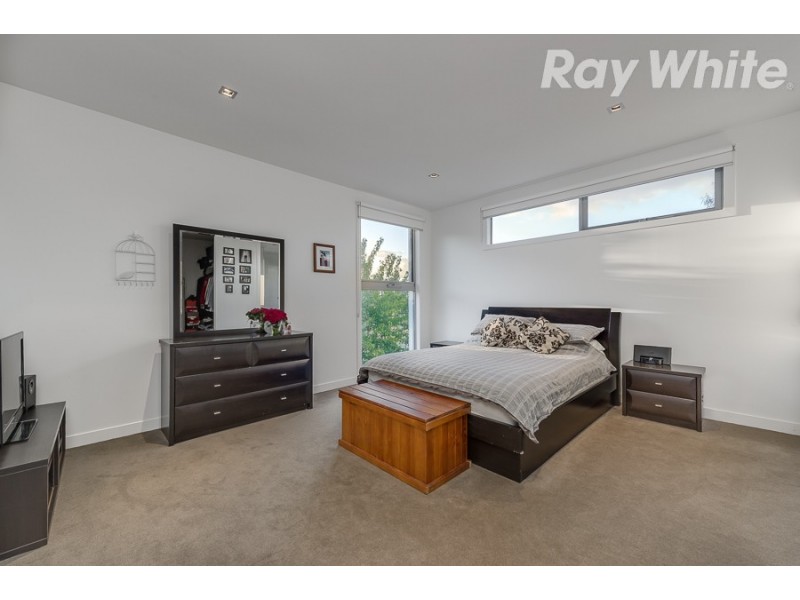 30 Chancellor Avenue, Bundoora VIC 3083