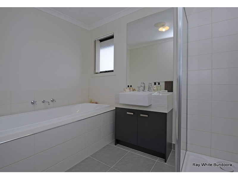 16 Pimpinella Pass, Mernda VIC 3754