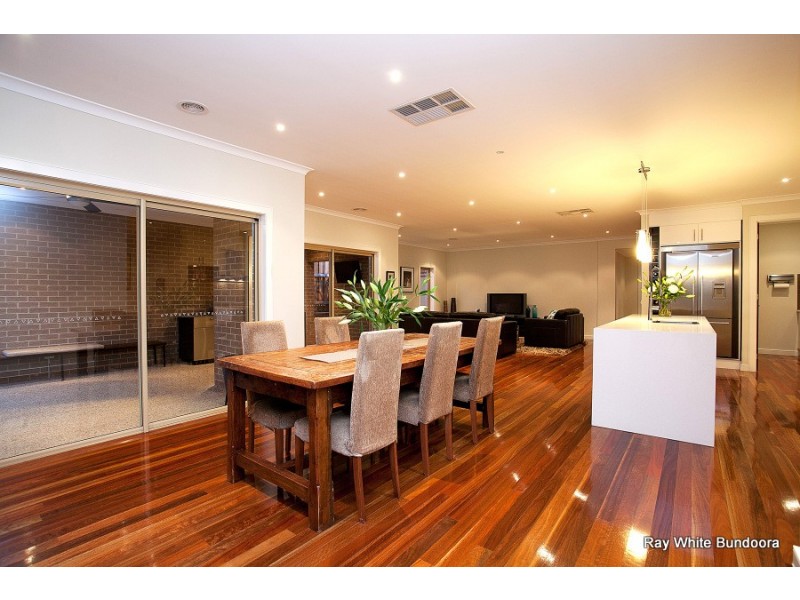 111 Queens Gardens, Bundoora VIC 3083