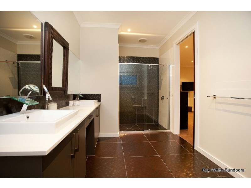 111 Queens Gardens, Bundoora VIC 3083