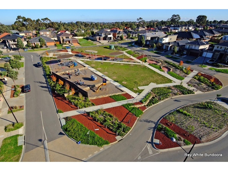 12 Clovemont Way, Bundoora VIC 3083