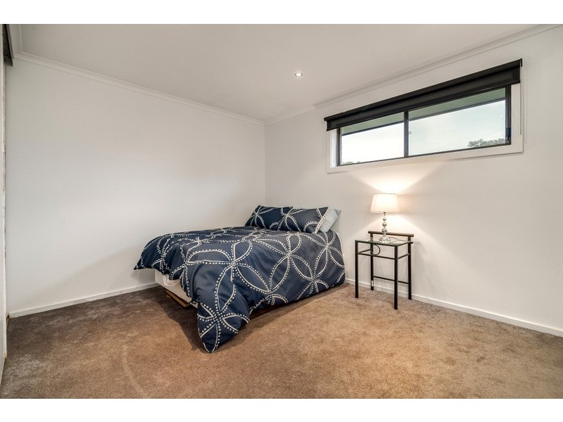 33 Cabernet Crescent, Bundoora VIC 3083