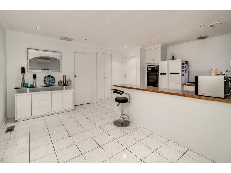 33 Cabernet Crescent, Bundoora VIC 3083